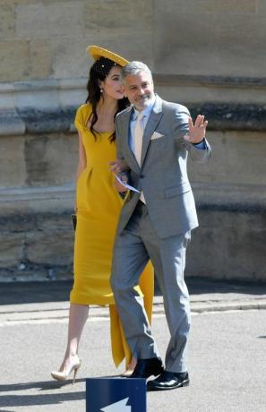 Amal Clooney kannab kuninglikesse pulmadesse kohandatud Pradat