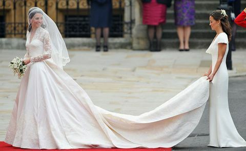 Kate Middleton kandis oma suurel päeval teist pulmakleiti