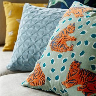 John Lewis & Partners Tiger Cushion, roheline multi