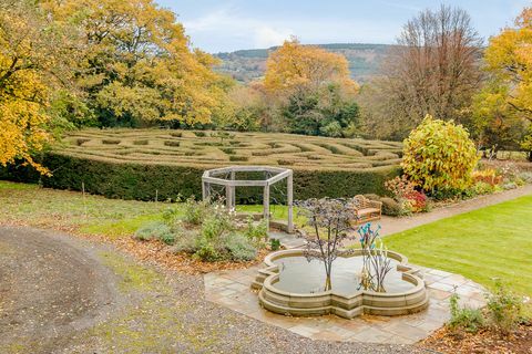 Müüa 6 magamistoaga eramu Chepstowis, labürindis Monmouthshire'is