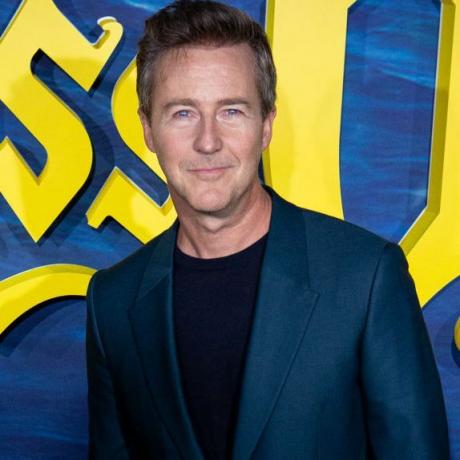 USA näitleja edward Norton osaleb puñales por la espalda el misterio de klaassibula esilinastusel Callao kinodes 19. oktoobril 2022 Madridis, Hispaanias foto autor pablo cuadrawireimage