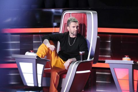 adam levine hääle riietus