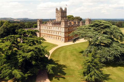 Airbnb x Highclere'i loss, Downtoni kloostri kodu