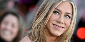 jennifer aniston los angelesis Netflixi mõrvamüsteeriumi 2 esilinastusel