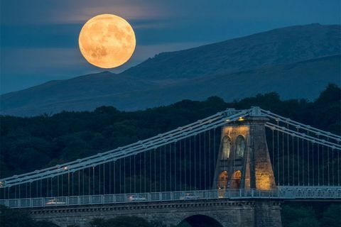 Supermoon Walesis Anglesey's