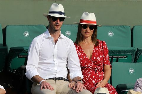 Pippa Middleton oli jahe punases ja valges Ralph Laureni kleidis