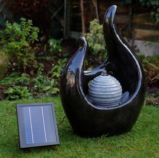 Gardenwize Solar Marble Water funktsioon