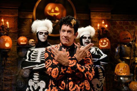 david s kõrvitsad animeeritud halloween eriline pildil l rike päev luustutantsijana, tom hanks kui david s kõrvitsad, Bobby moynihan kui luustiku tantsija foto foto rosalind oconnornbcu foto banknbcuniversal via getty images via getty pilte