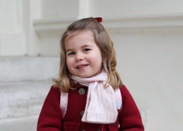 Lasteaia printsess Charlotte'i pildid - fotod, mis ilmusid Charlotte'i esimesel päeval Willcocksi lasteaias