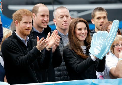 Prints Harry, prints William, Kate rõõmustavad Londoni maratonil Heads Together
