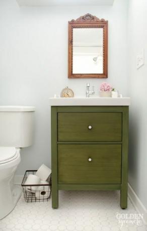 pKui teie vannitoas on pjedestaalvalamu (loe: hoiuruumi puudub), siis loobuge sellest a href" http: www.housebeautiful.comlifestyleorganizing-tipsg2784ikea-bathroom-hacks? slide4" target" _blank" IKEA vanitya asemel. Sellel on kaks erinevat sügavat sahtlit ja tänu rohelisele värvikihile näeb see täiesti ainulaadne välja.ppem data-redactor-tag" em" a href" http: www.thegoldensycamore.com201408ikea-bathroom-vanity-update.html" target" _blank" Vaata lähemalt The Golden Sycamore'ist »aemp