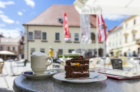 Jalakäijate piirkond Moedlingi kesklinnas - Austria