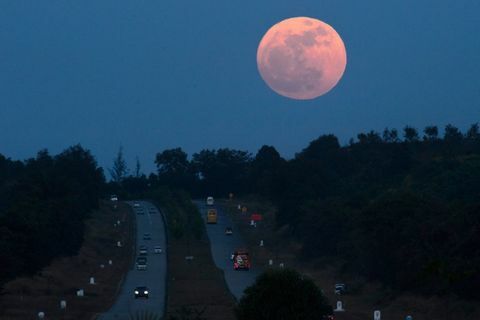 Supermoon Myanmar Birma